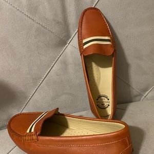 Driver Club USA Mulberry Loafers Size 9
